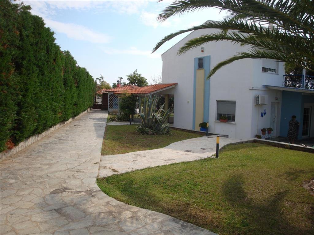 Villa Wonderful House With Private Garden Flogita Exterior foto